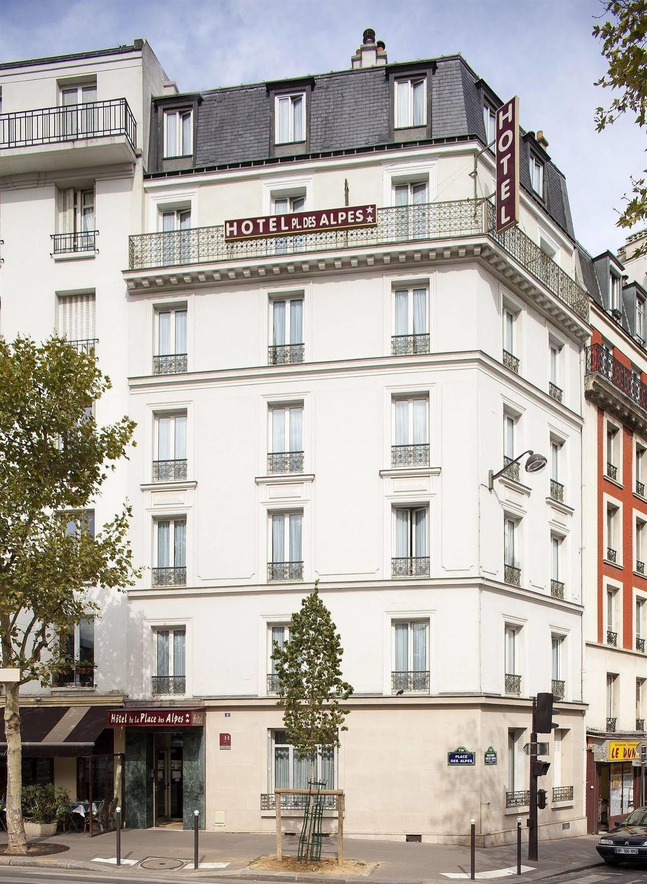 Hotel De La Place Des Alpes Parigi Esterno foto